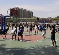 奋力一搏，实力平均球队成功击败对手