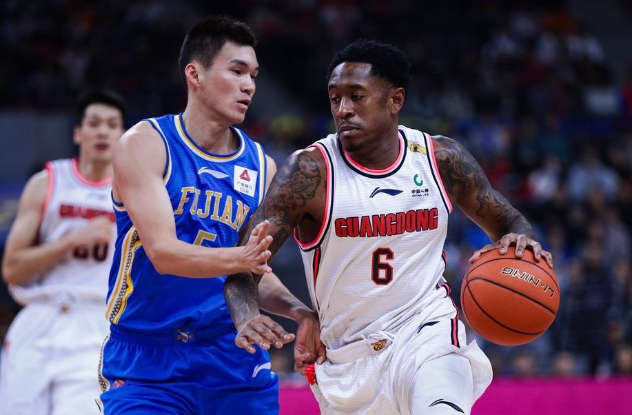 广东队大胜福建,手握三连胜雄起西部第一的简单介绍 广东队大胜福建,手握三连胜雄起西部第一的简单介绍