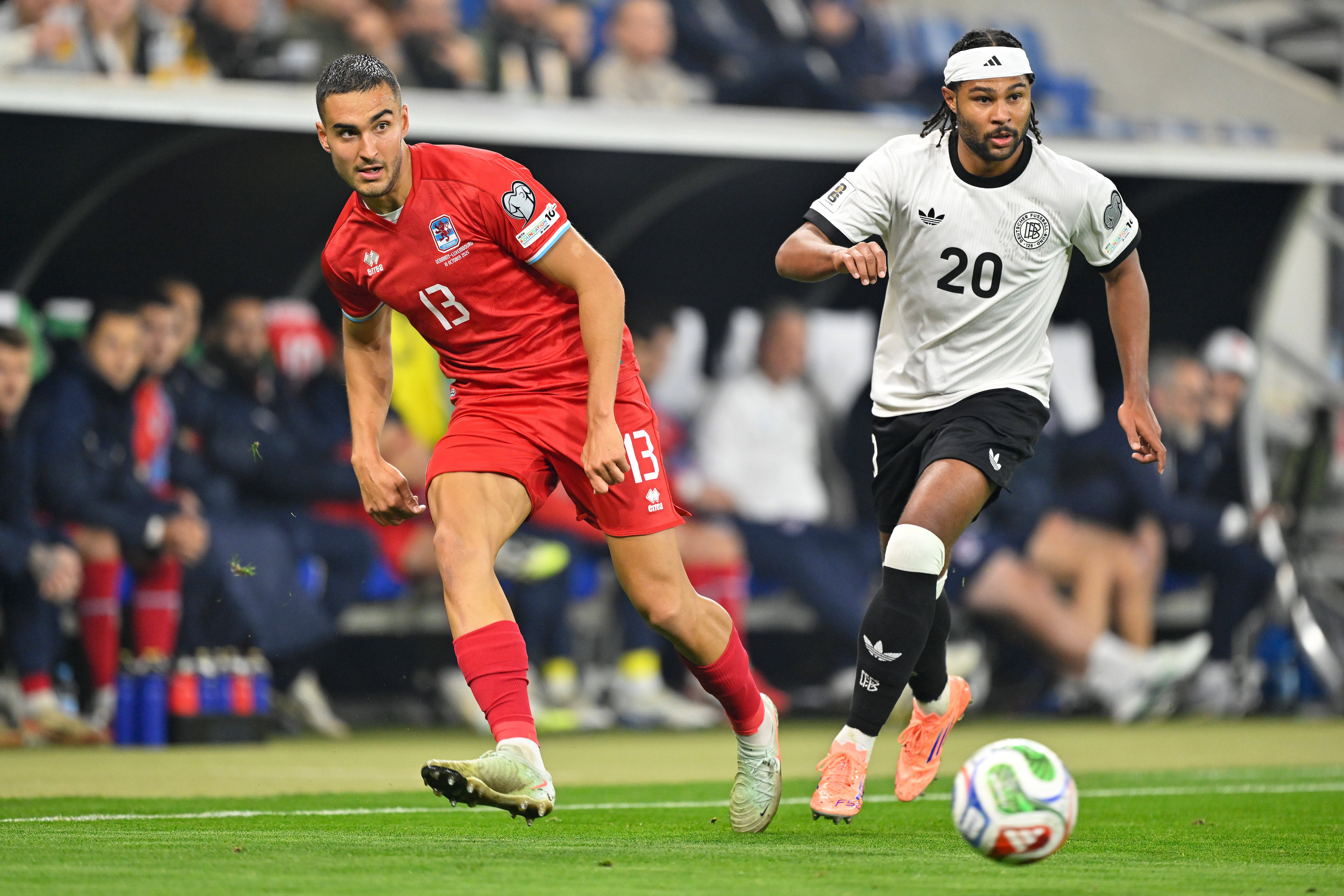 斯洛伐克客场险胜,斯洛伐克后卫齐开火的简单介绍 斯洛伐克客场险胜,斯洛伐克后卫齐开火的简单介绍